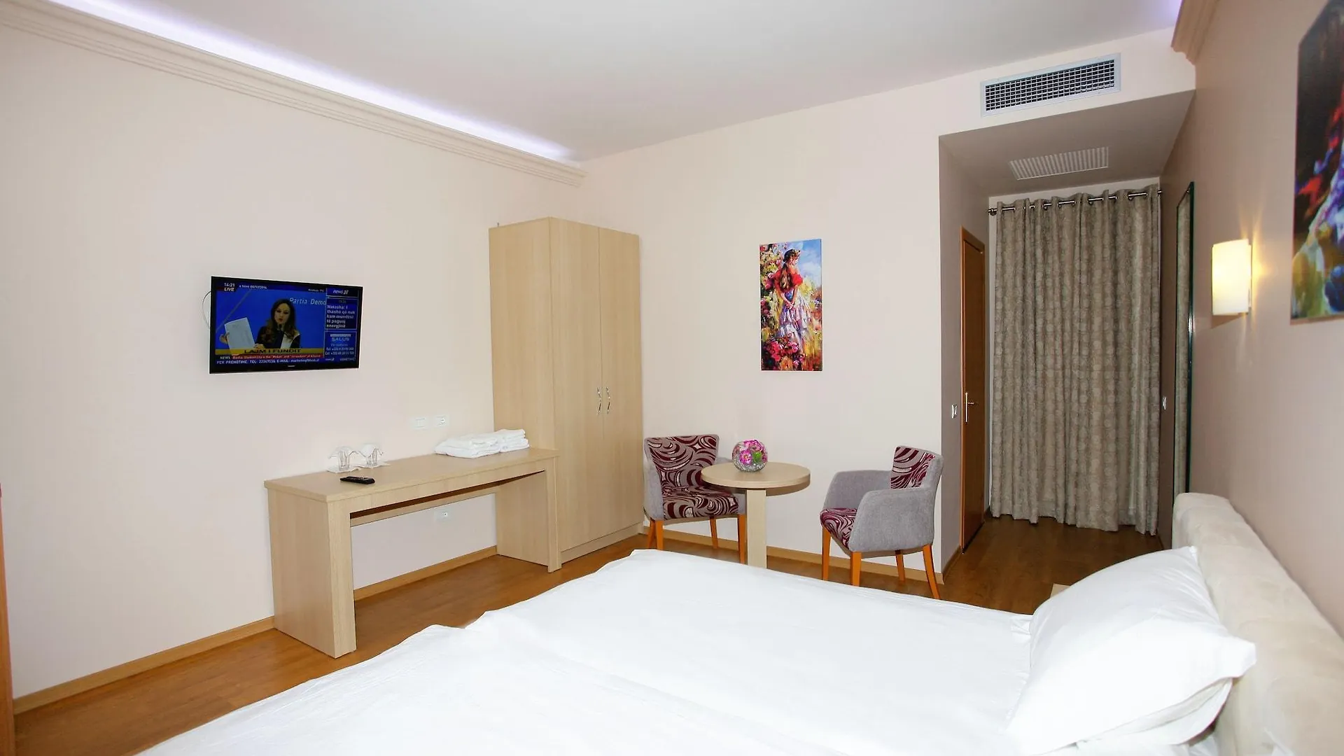 ****  Hotel Green Vaqarr Albania