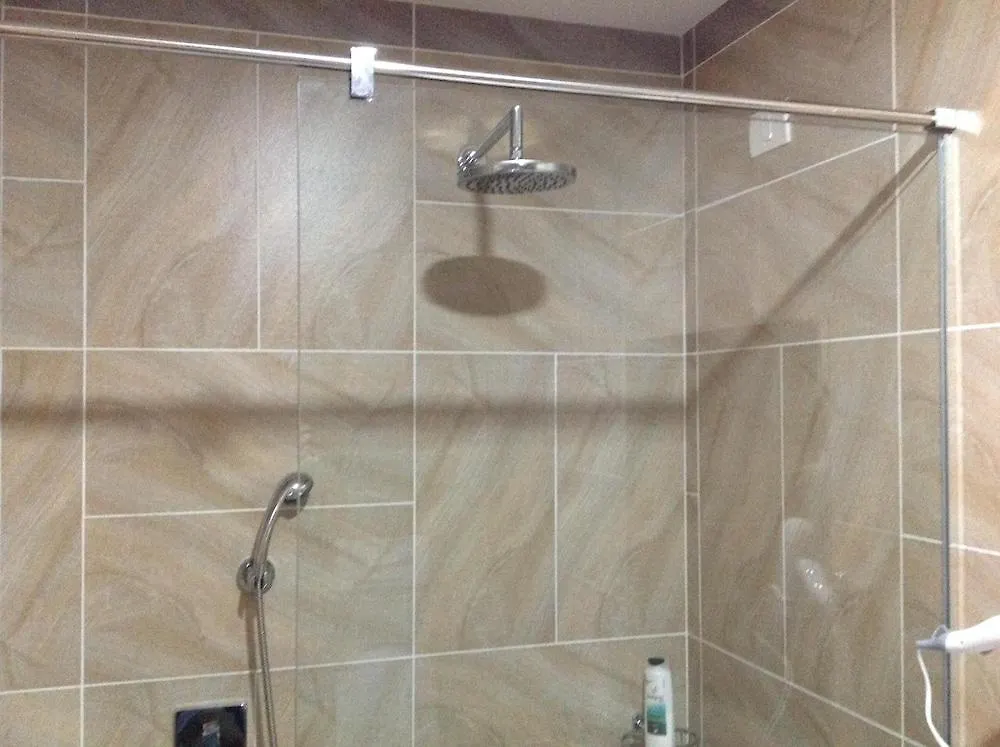 Hotel Green Vasqarr ألبانيا